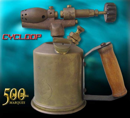 87 - CYCLOOP (?) : Un design très inhabituel, une marque très rare, quel est son pays d'origine ?